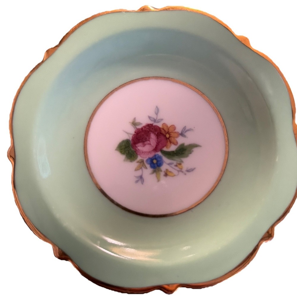 3.5" Royal Bayreuth‎ Green Plate W/Pink Rose Gold Trim